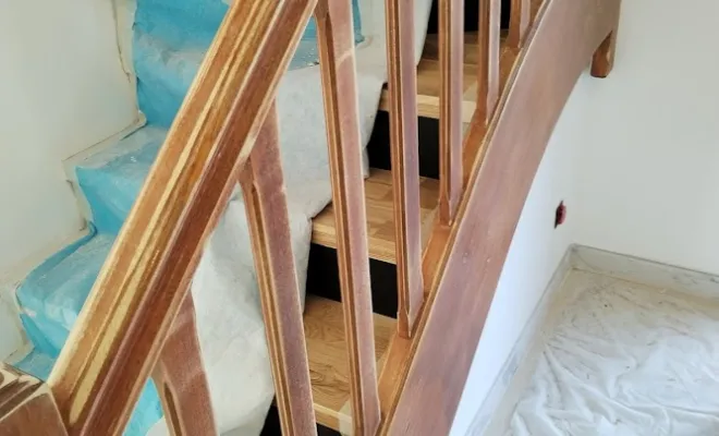 Relooking escalier bois -Avant